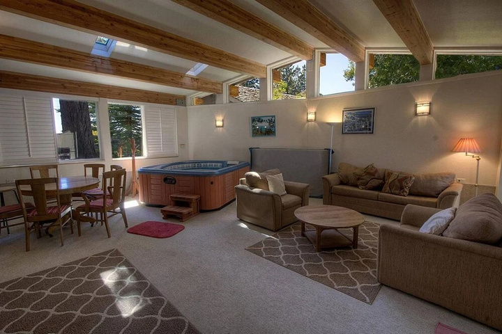Cheyenne Chalet