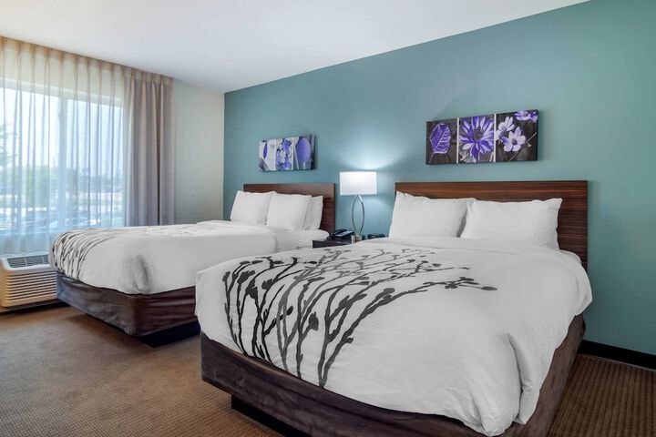Room 18 of 27