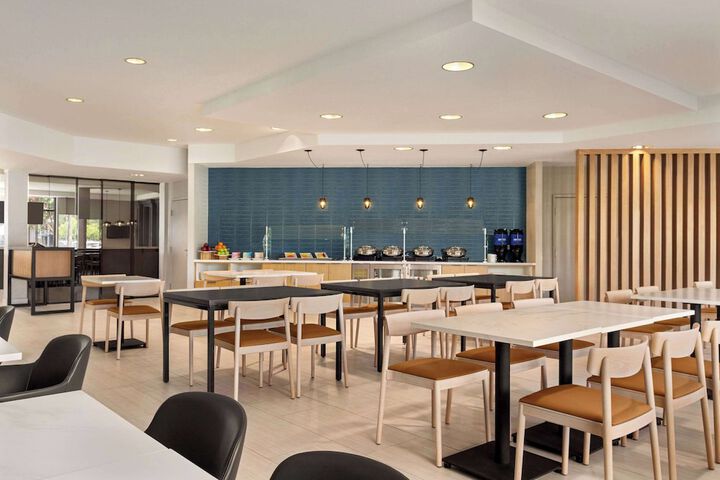 Radisson Hotel Sunnyvale – Silicon Valley