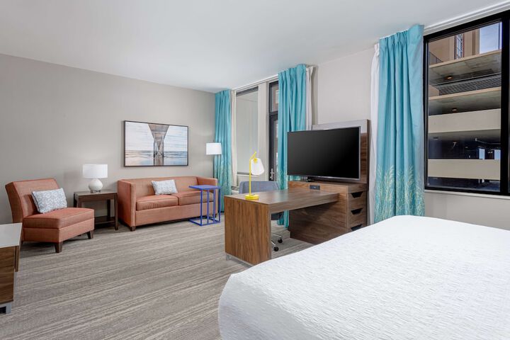 Room 105 of 146