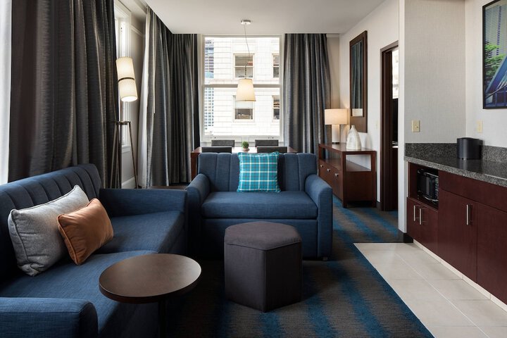 Room 15 of 41