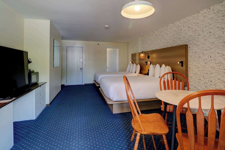 Room 99 of 157
