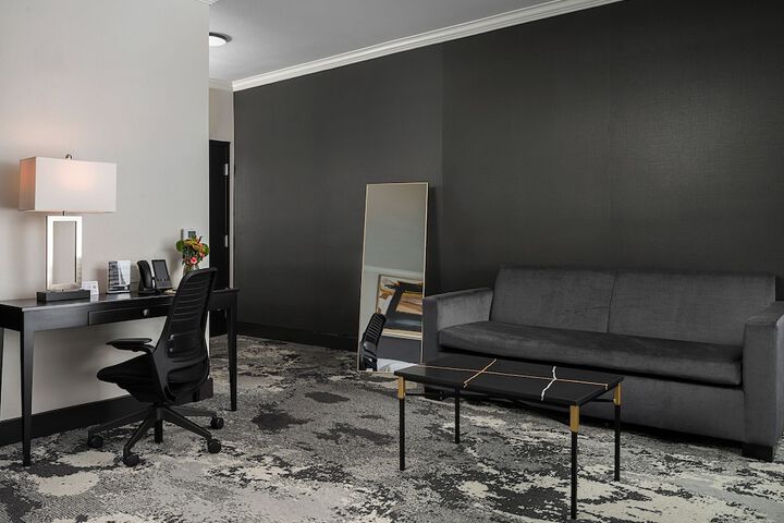 Room 48 of 91