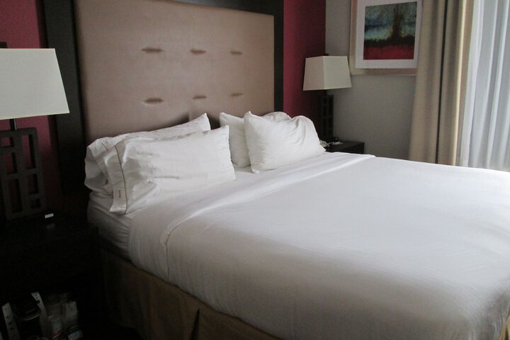 Room 18 of 81