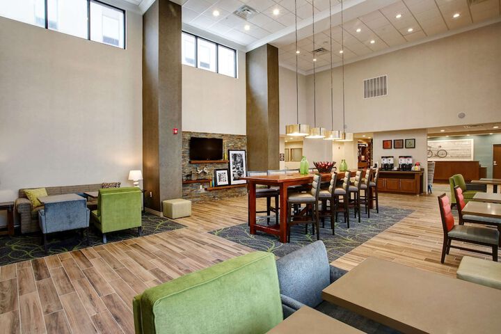 Hampton Inn & Suites Baltimore / Aberdeen