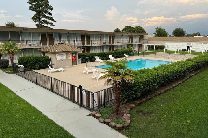 Days Inn by Wyndham Goldsboro