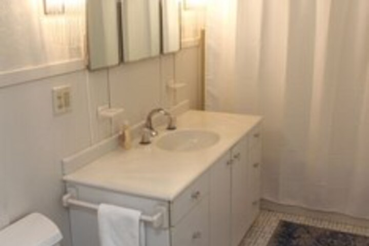 Governors Inn Bed & Breakfast