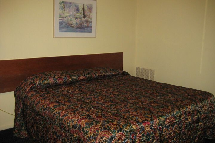 Room 23 of 31