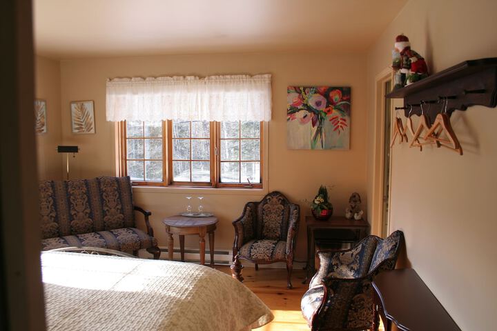 Room 37 of 73