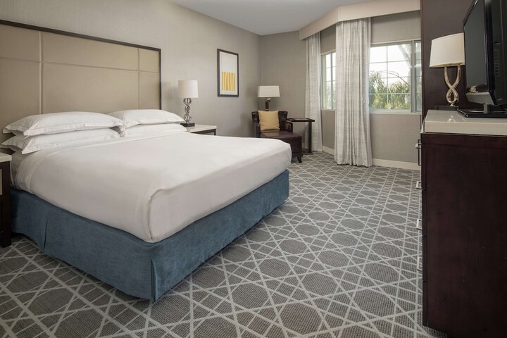 Hilton San Diego / Del Mar