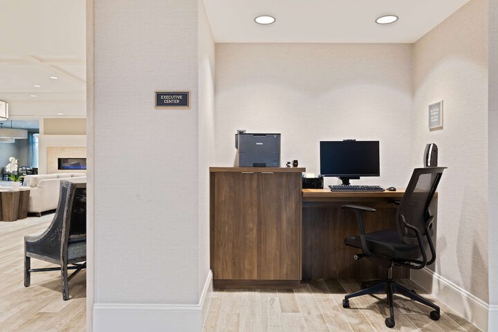 Business Center 37 of 38