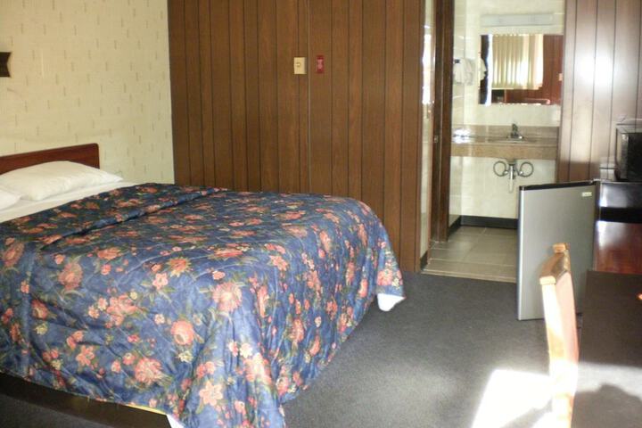 The Rome Motel