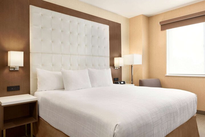 Room 40 of 84