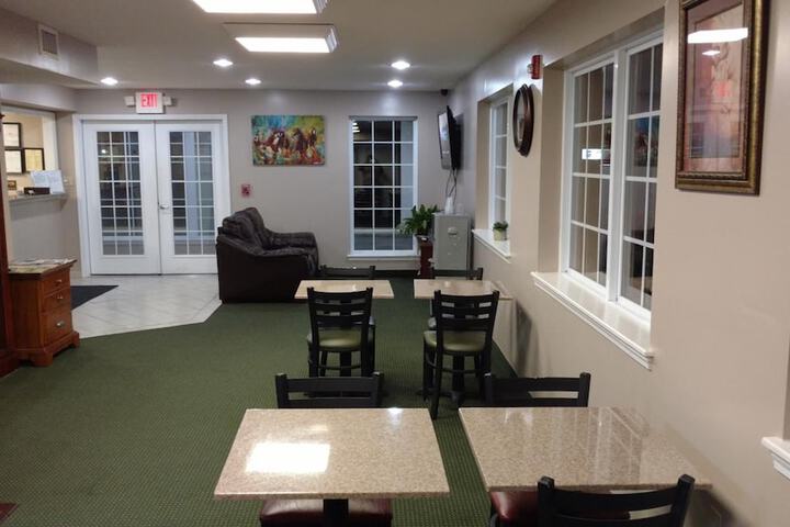 Hurricane Inn