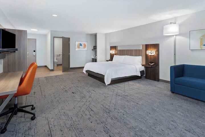 Room 35 of 55