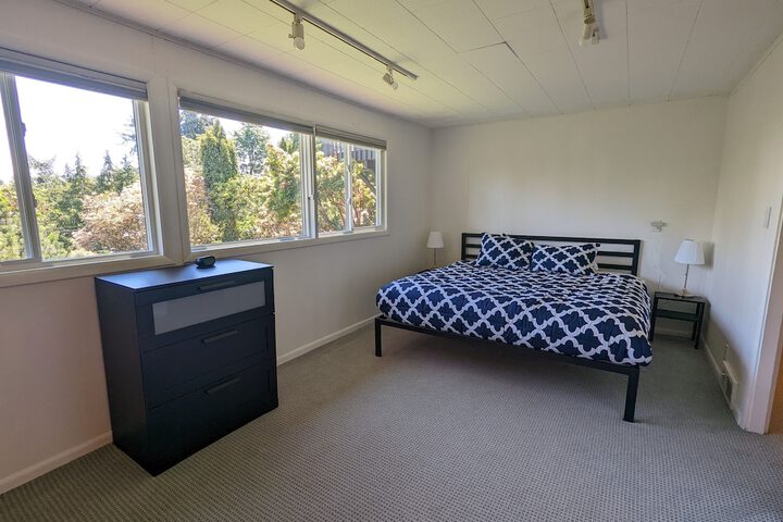 Seattle Vacation Home - Lake Forest Park