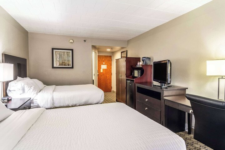 Room 21 of 43