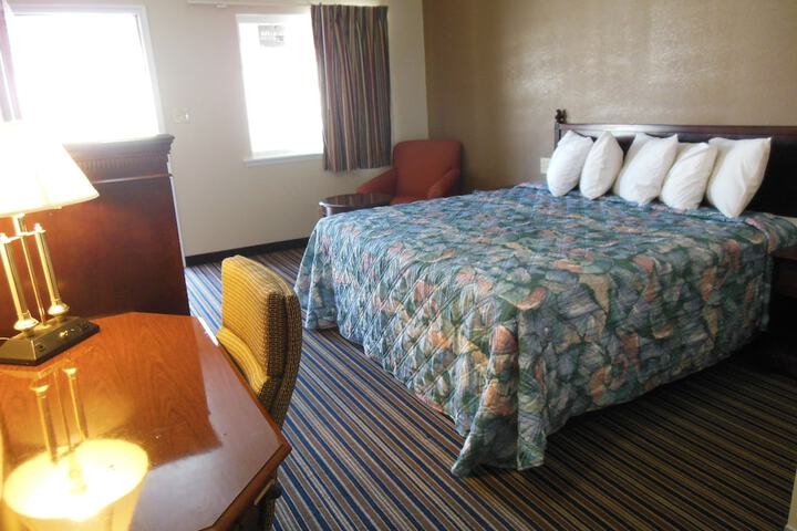 Room 19 of 48