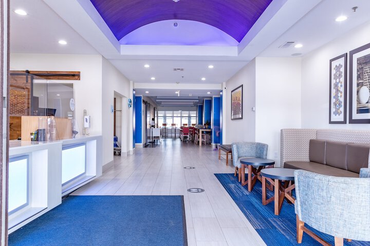 Hotel 3 of 27