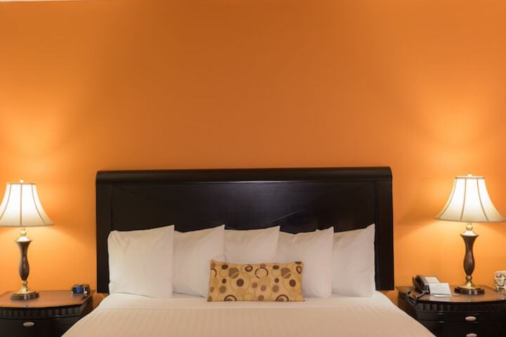 Oakland Airport Executive Hotel