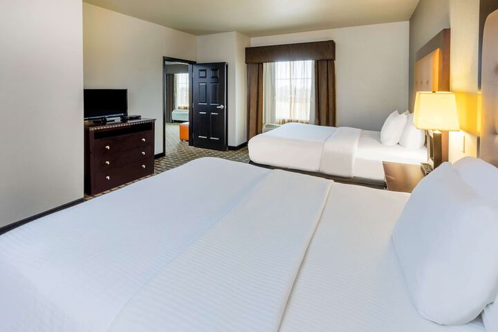 Room 30 of 43