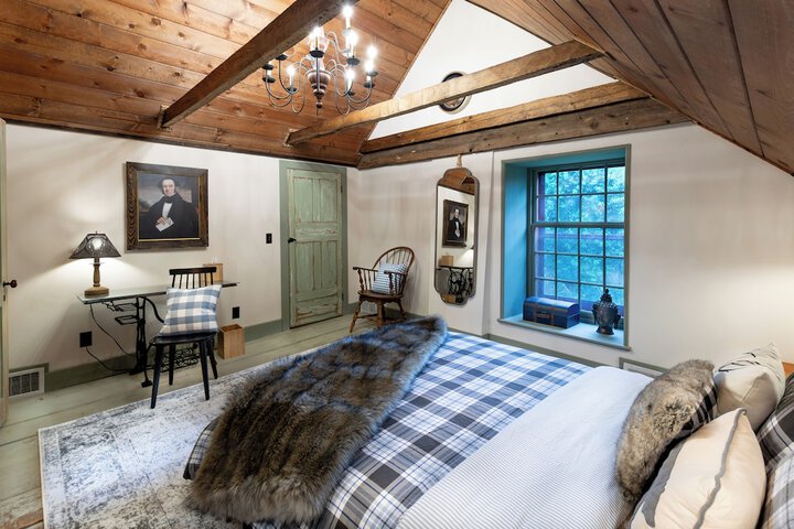 1735 Stone Farmhouse