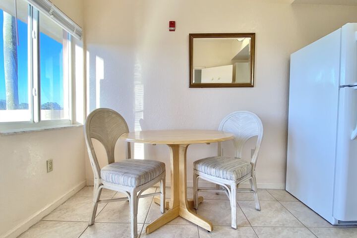 Room 15 of 41