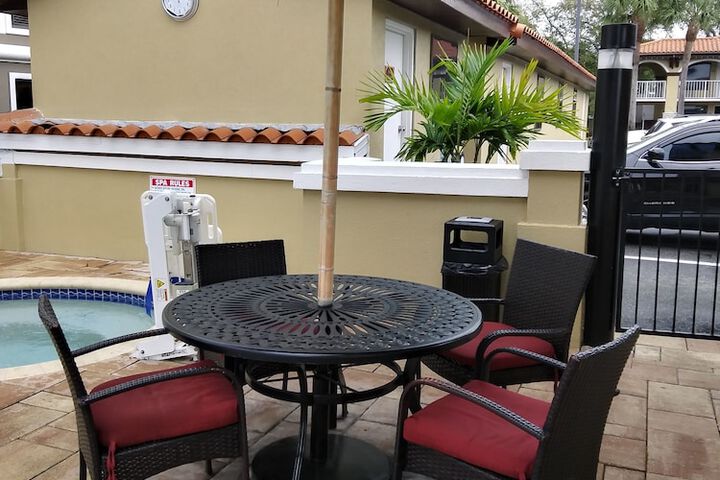 Terrace/Patio 37 of 38