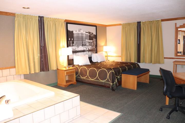 Room 16 of 20