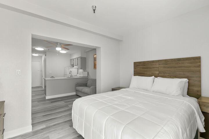 Room 60 of 82