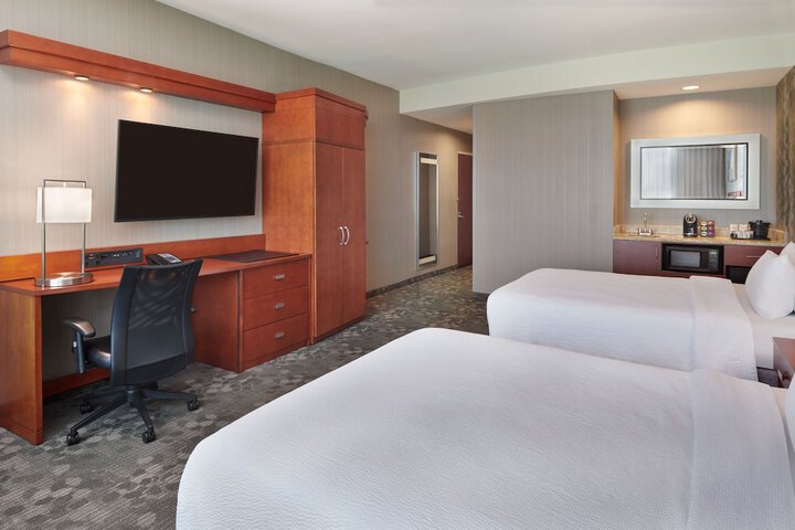Room 19 of 45