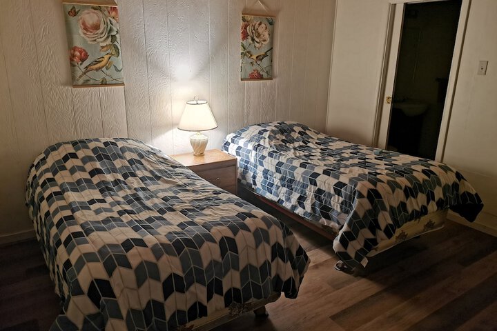 Cedars Motel