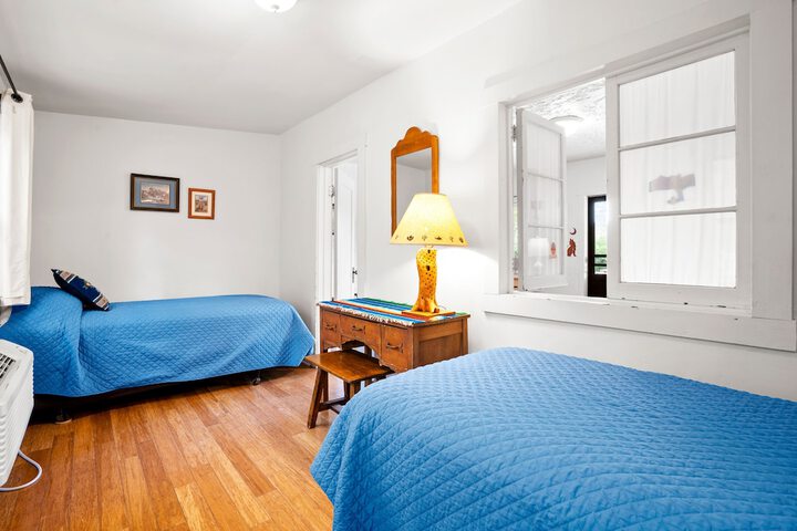 Room 34 of 64