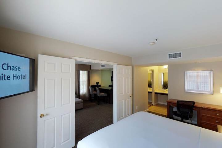 Room 12 of 31