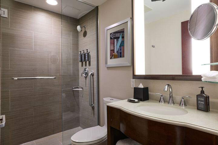 Room 10 of 49