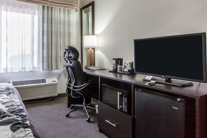 Room 34 of 45