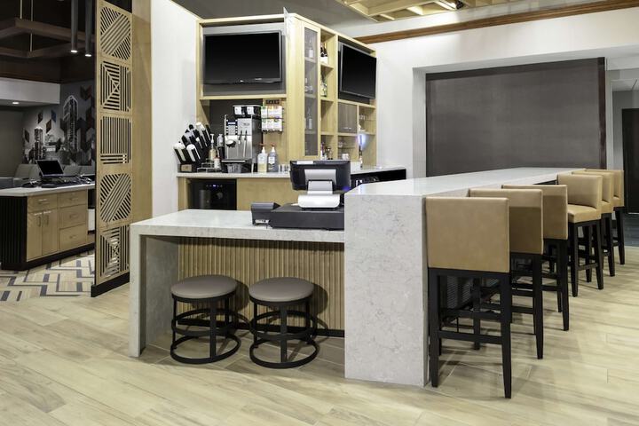 Hyatt Place Dallas / Arlington