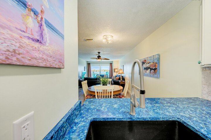 Anna Maria Island Beach Palms 5B