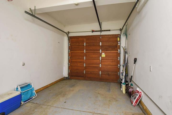 Crystal Charm Amazing 3 BDR Condo Close to Beaches Casinos, & Skiing!