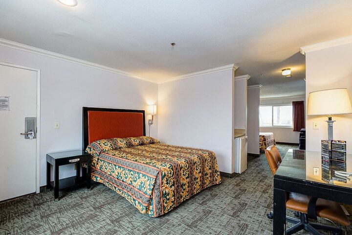 Room 19 of 23
