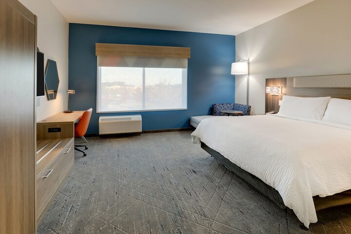 Room 31 of 48