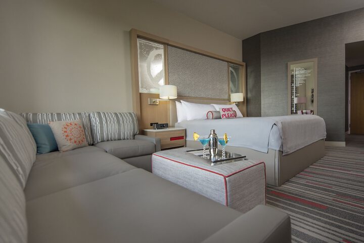 Room 42 of 64