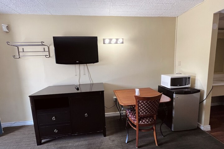 Room 26 of 31