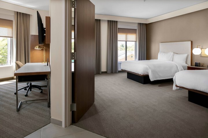 Room 13 of 31