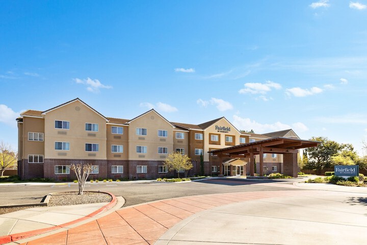 Hotel 5 of 27