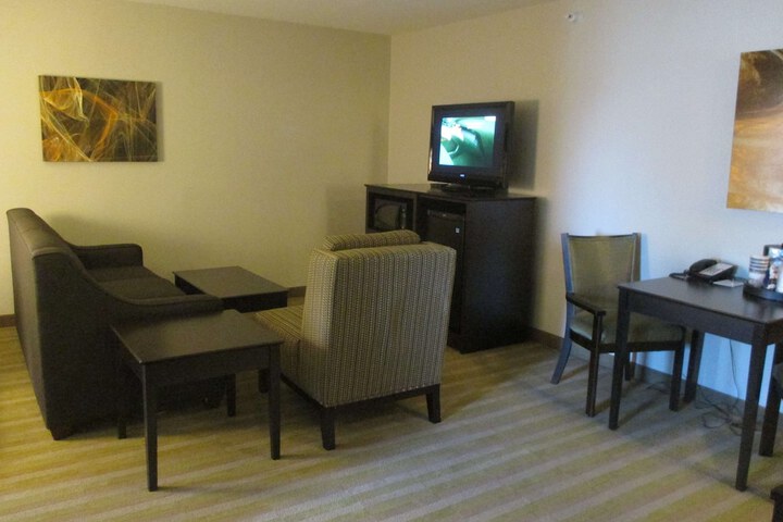 Room 14 of 27