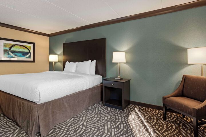 Kingston Regency Inn