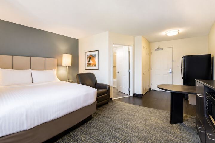 Blue Way Inn & Suites Extended Stay Bloomington Airport - Minneapolis