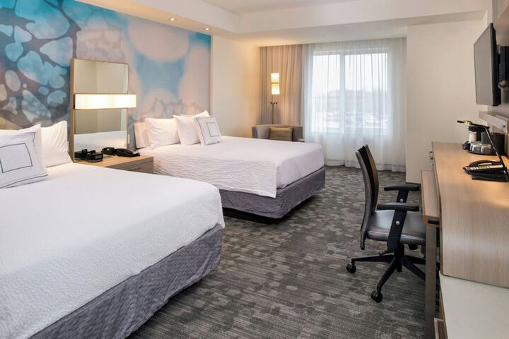 Room 15 of 38