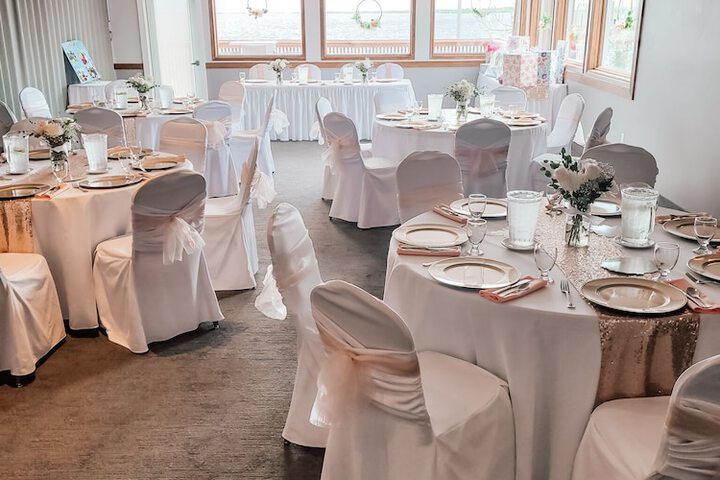 Ballroom/Hall 76 of 102